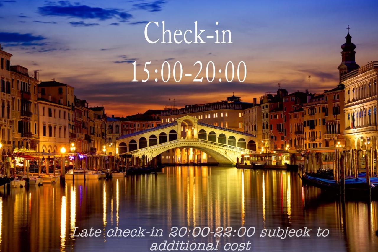 Venetian Mood Bianco * Venise